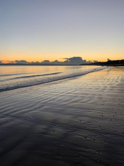 Bournemouth Nr Town Beach Train Coach Shops Lovely Entire Apartment Allows Quiet Good Dogs Εξωτερικό φωτογραφία